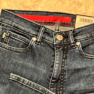 NWT woman’s Hugo boss high waisted cropped ankle zipper jeans